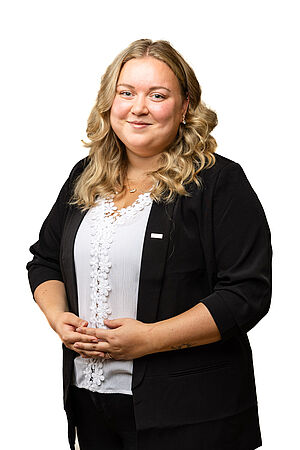 Portrait von Sabrina Nöhmer.